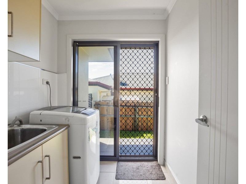 34 Hangan Street, Bucasia QLD 4750