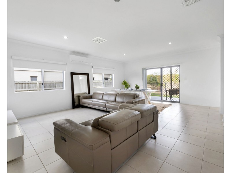 14 Vaucluse Crescent, East Mackay QLD 4740