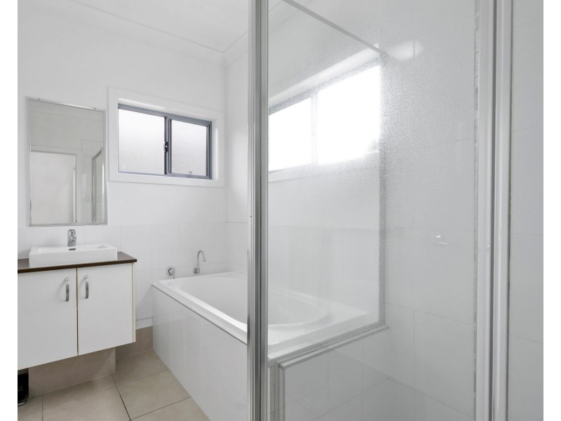 14 Vaucluse Crescent, East Mackay QLD 4740