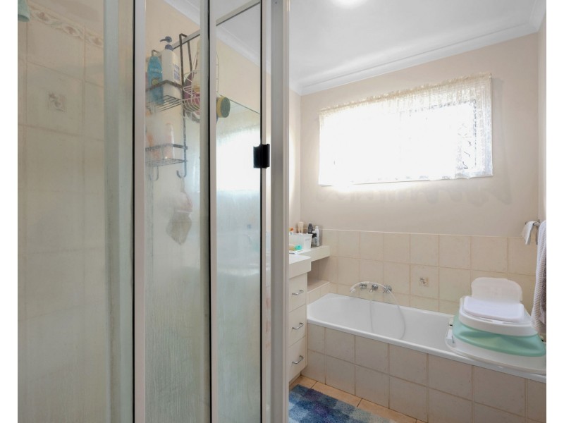 460 Bridge Road, West Mackay QLD 4740