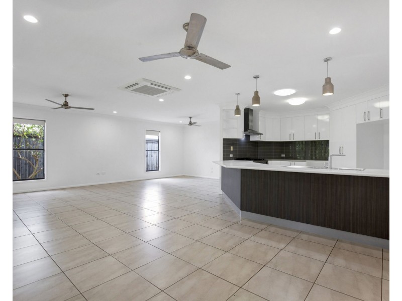 27 Maryvale Circuit, Beaconsfield QLD 4740