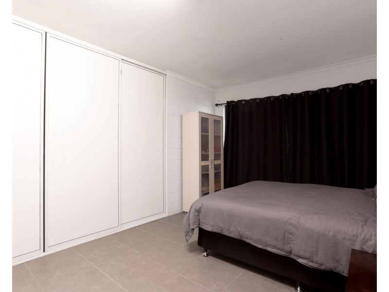 33 Dustwill Street, Eimeo QLD 4740