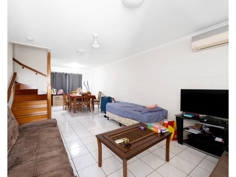 327 Shakespeare Street, Mackay QLD 4740