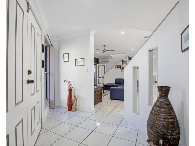 17 Bradman Drive, Glenella QLD 4740