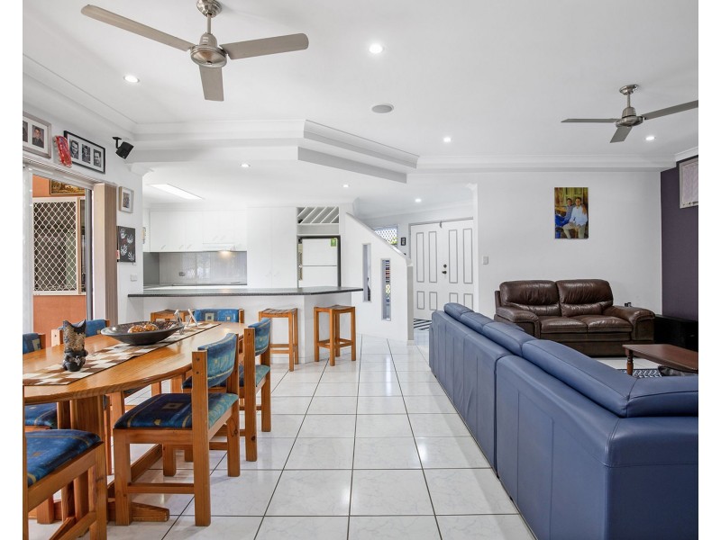 17 Bradman Drive, Glenella QLD 4740