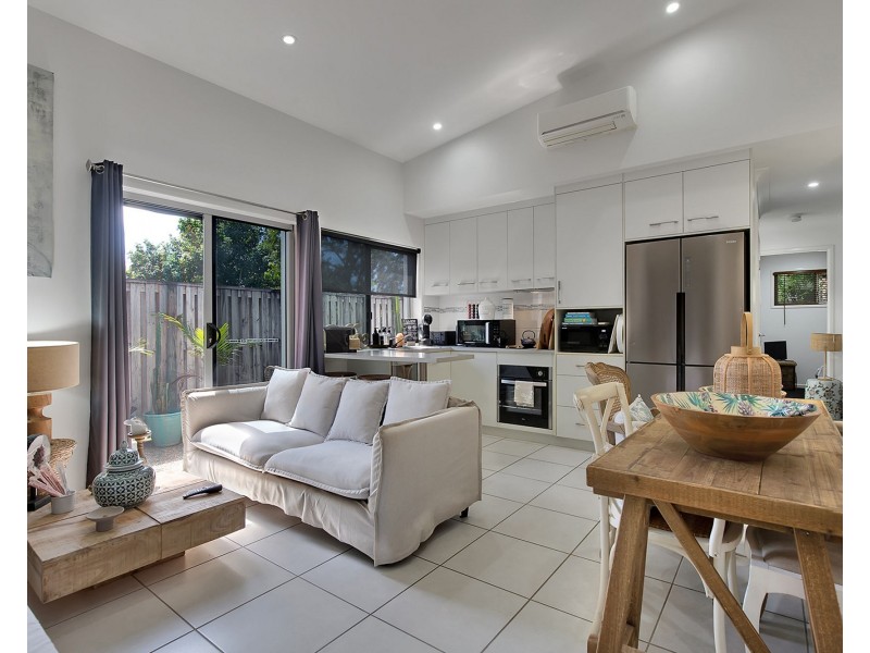 2 Peppertree Crescent, Andergrove QLD 4740