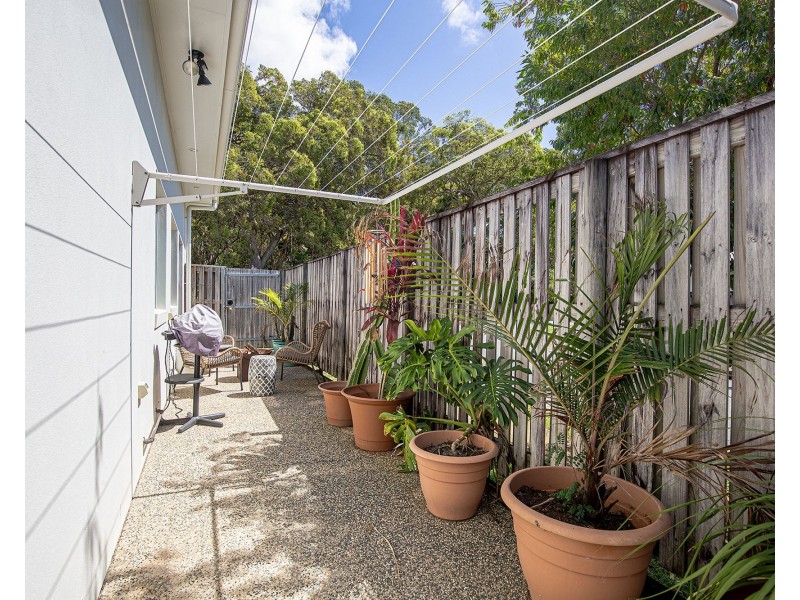 2 Peppertree Crescent, Andergrove QLD 4740
