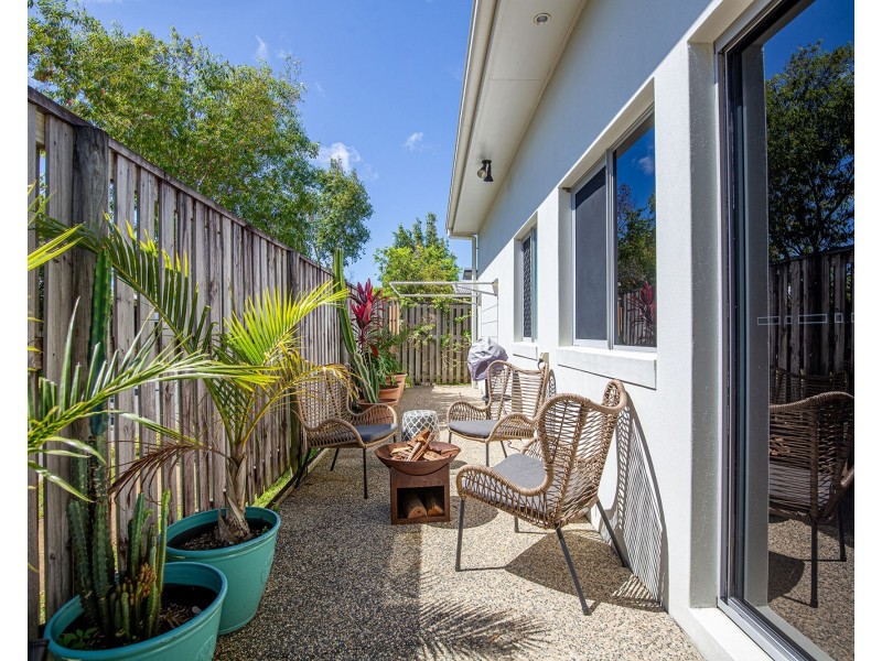 2 Peppertree Crescent, Andergrove QLD 4740