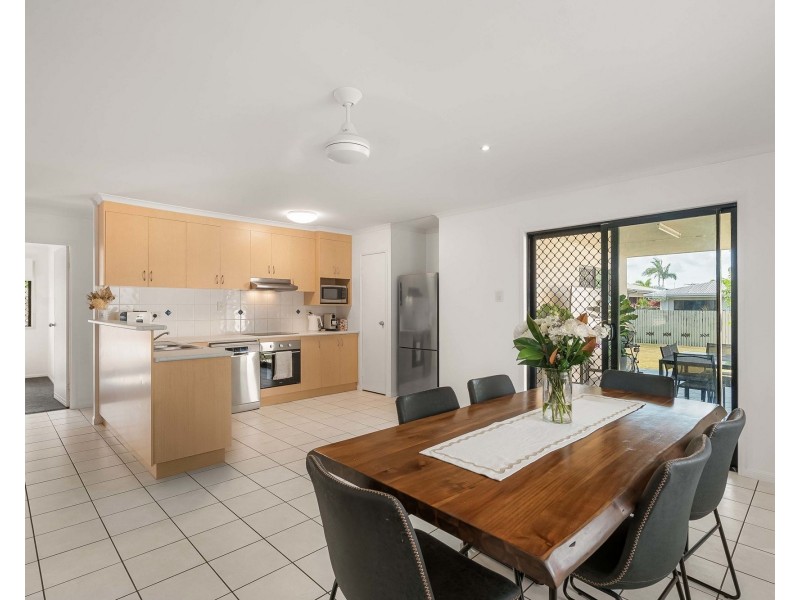 3 Schapers Road, Glenella QLD 4740