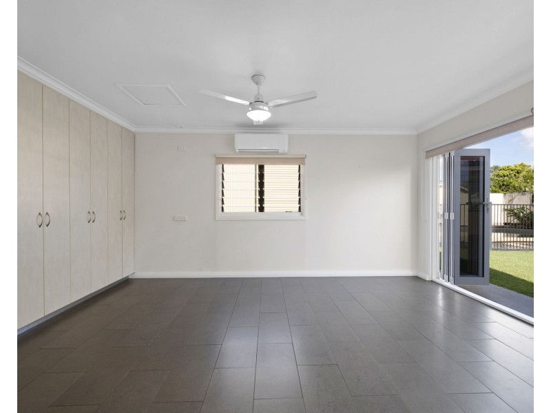 37 Donaldson Street, West Mackay QLD 4740
