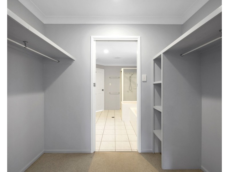 5 Deborah Court, Andergrove QLD 4740