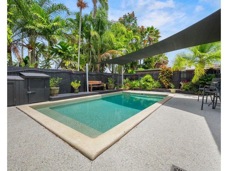13 Perry Street, West Mackay QLD 4740