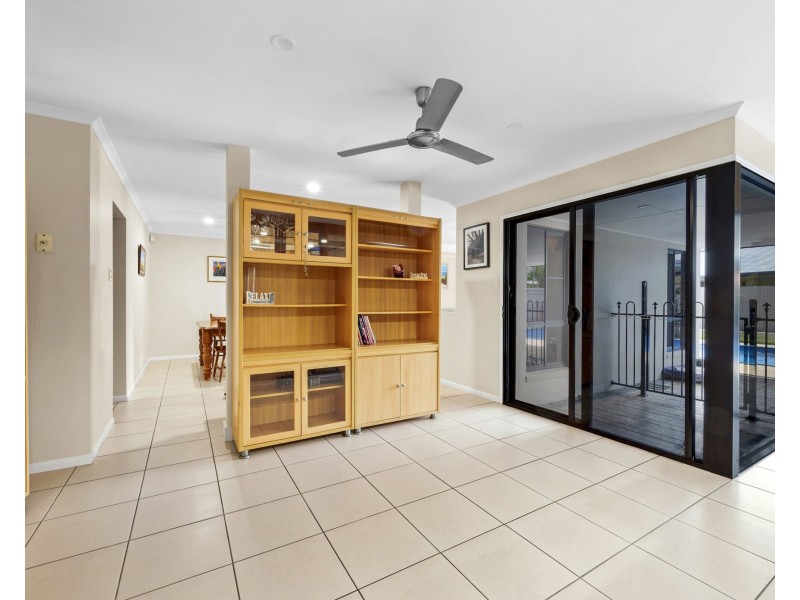 7 Gingham Street, Glenella QLD 4740