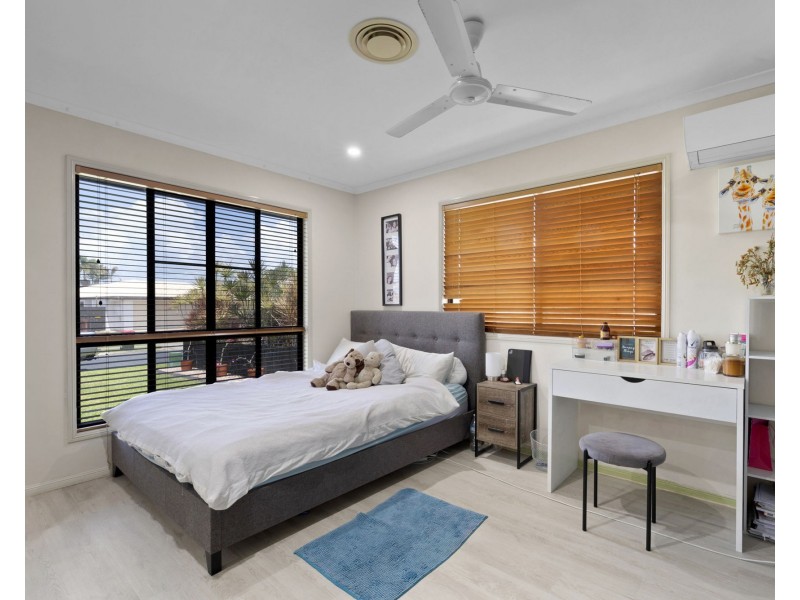 7 Gingham Street, Glenella QLD 4740