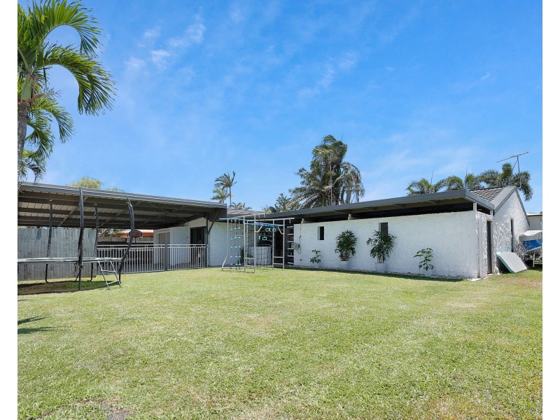 4 Credlin Street, South Mackay QLD 4740