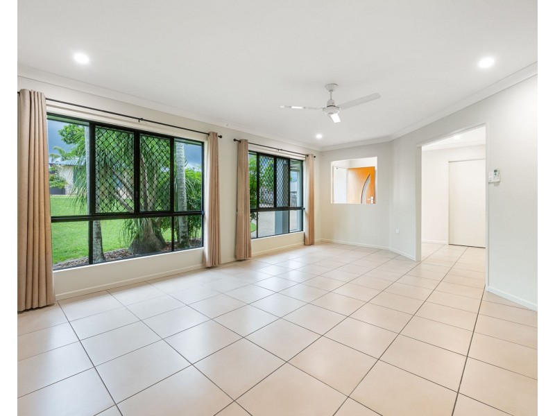 23 Manning Street, Rural View QLD 4740