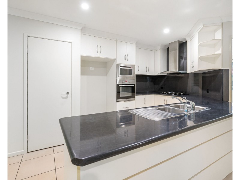 23 Manning Street, Rural View QLD 4740