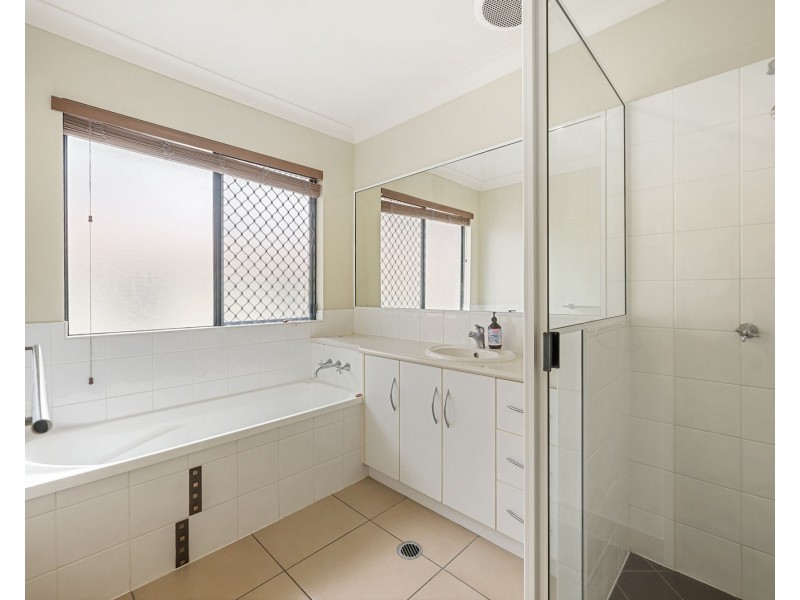23 Manning Street, Rural View QLD 4740