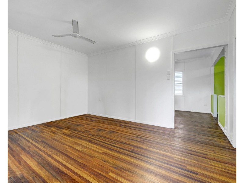 73 Broadsound Road, Paget QLD 4740