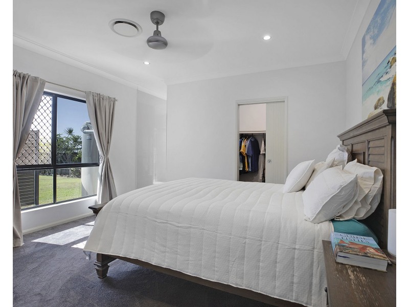 5 Archer Court, Rural View QLD 4740