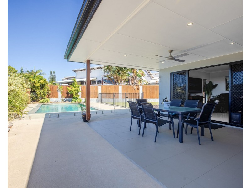 5 Archer Court, Rural View QLD 4740