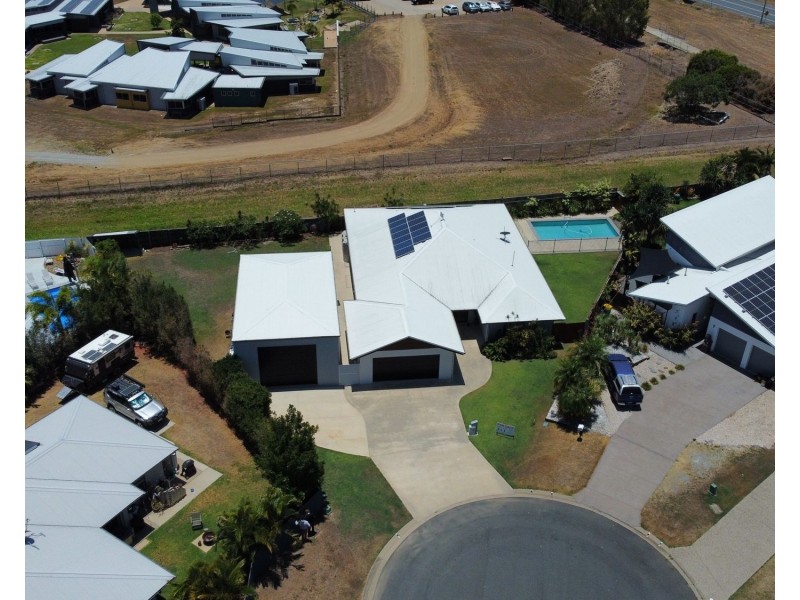 5 Archer Court, Rural View QLD 4740
