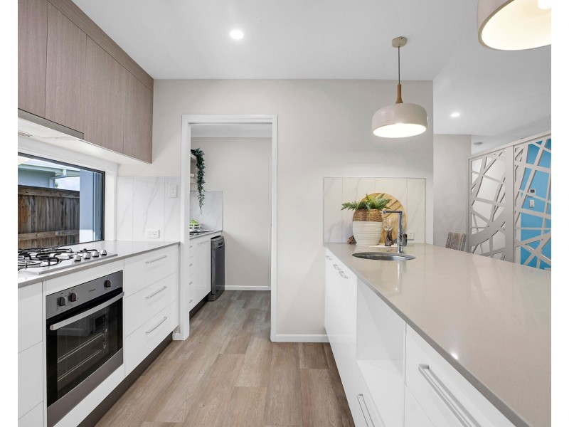 8 Pellage Court, Beaconsfield QLD 4740
