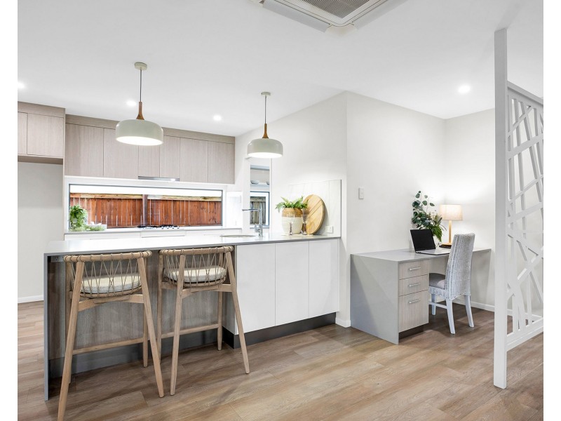 8 Pellage Court, Beaconsfield QLD 4740
