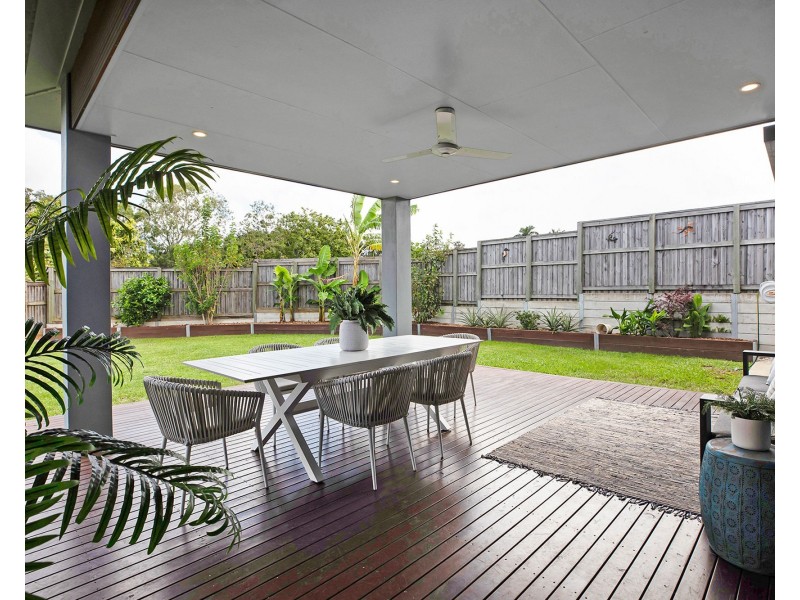 8 Pellage Court, Beaconsfield QLD 4740