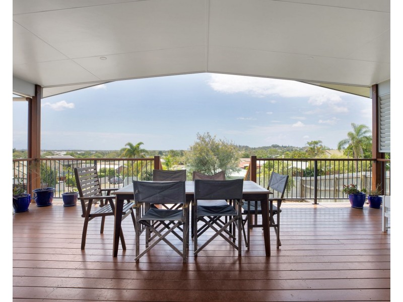 11 Outlook Crescent, Mount Pleasant QLD 4740