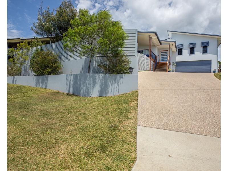 11 Outlook Crescent, Mount Pleasant QLD 4740