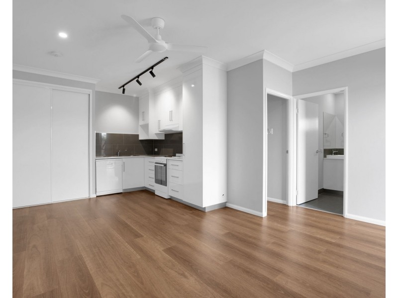 11 Outlook Crescent, Mount Pleasant QLD 4740