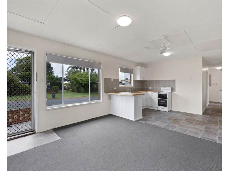1, 2 & 3 / 59 Edmonds Street, Bucasia QLD 4750