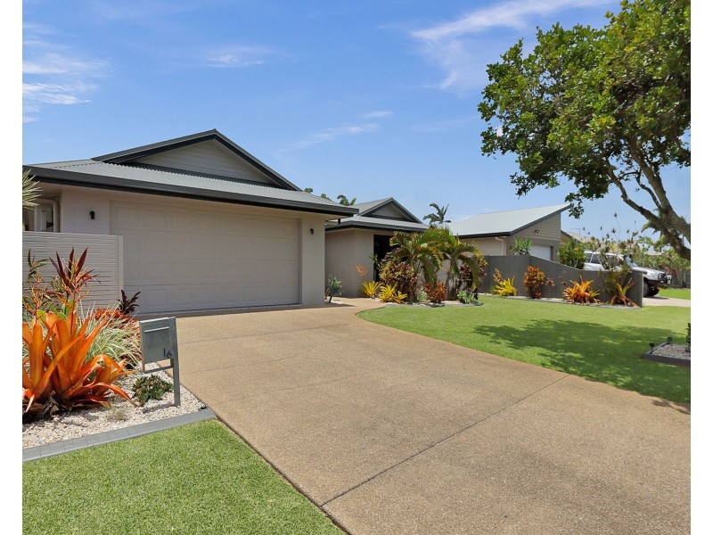 16 Companion Way, Bucasia QLD 4750