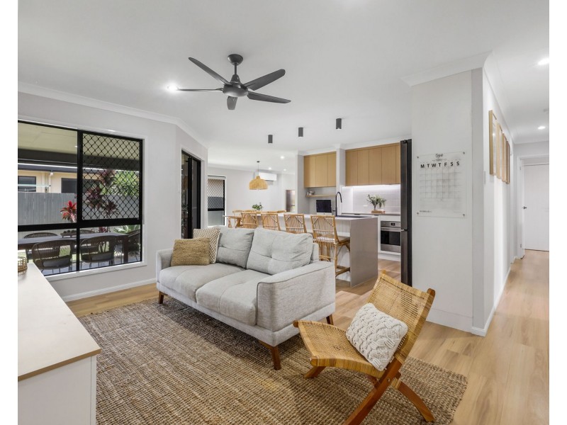 16 Companion Way, Bucasia QLD 4750