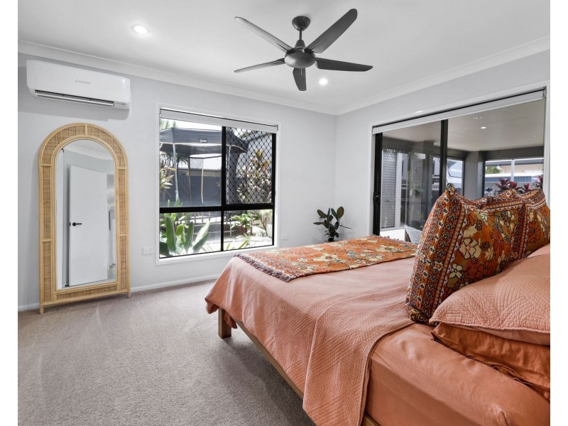 16 Companion Way, Bucasia QLD 4750