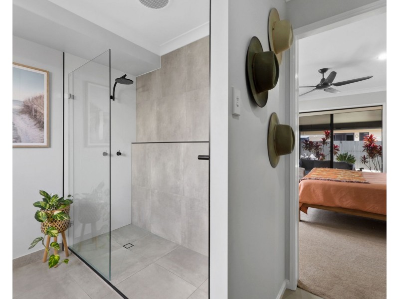 16 Companion Way, Bucasia QLD 4750