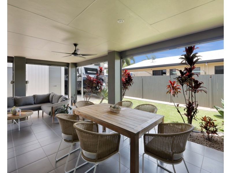 16 Companion Way, Bucasia QLD 4750