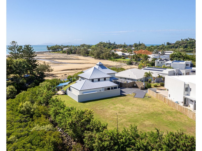 63 Beach Road, Dolphin Heads QLD 4740