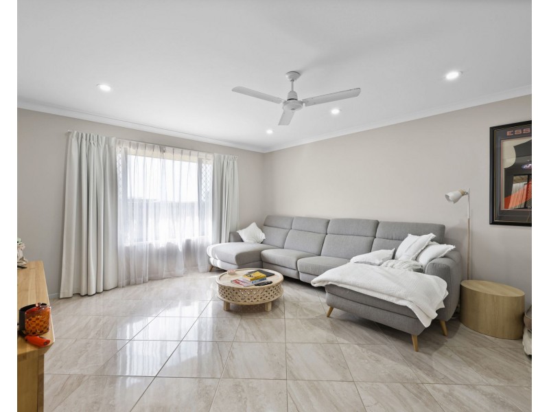 4 Elizabeth Street, Mirani QLD 4754