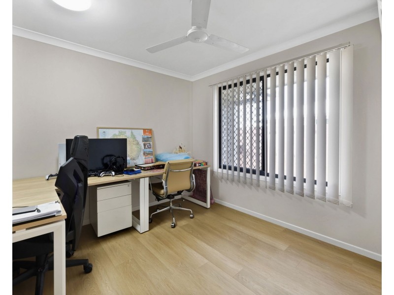 4 Elizabeth Street, Mirani QLD 4754