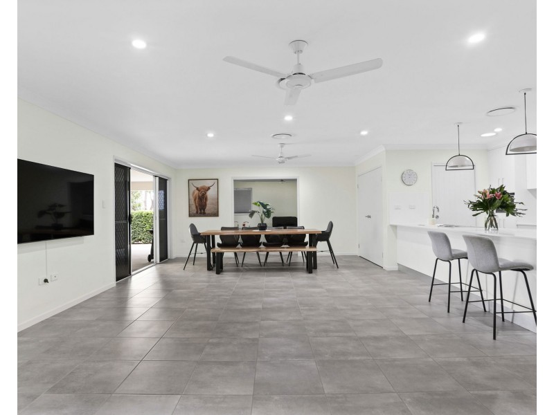 2 Sugarland Court, Alligator Creek QLD 4740