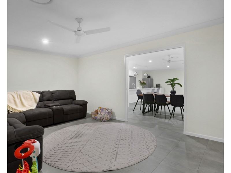 2 Sugarland Court, Alligator Creek QLD 4740