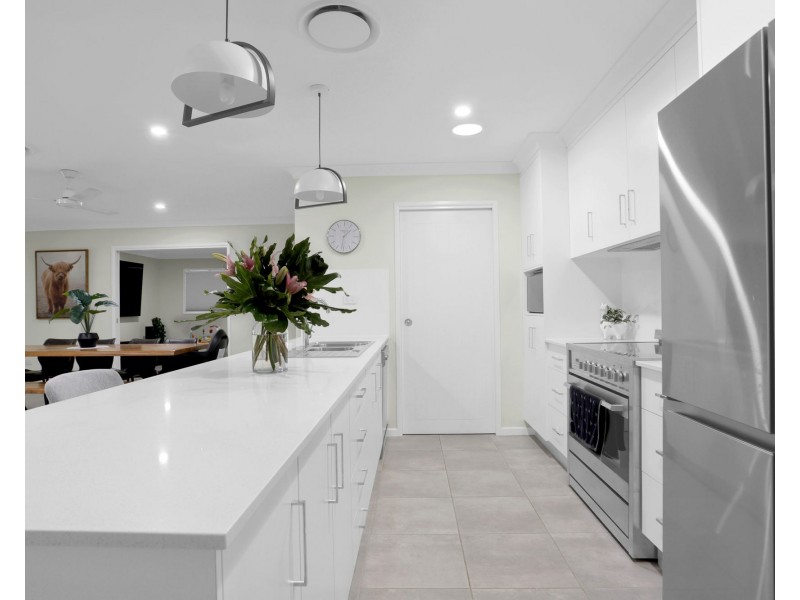 2 Sugarland Court, Alligator Creek QLD 4740