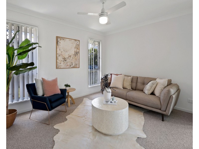 32 Montgomery Street, Rural View QLD 4740