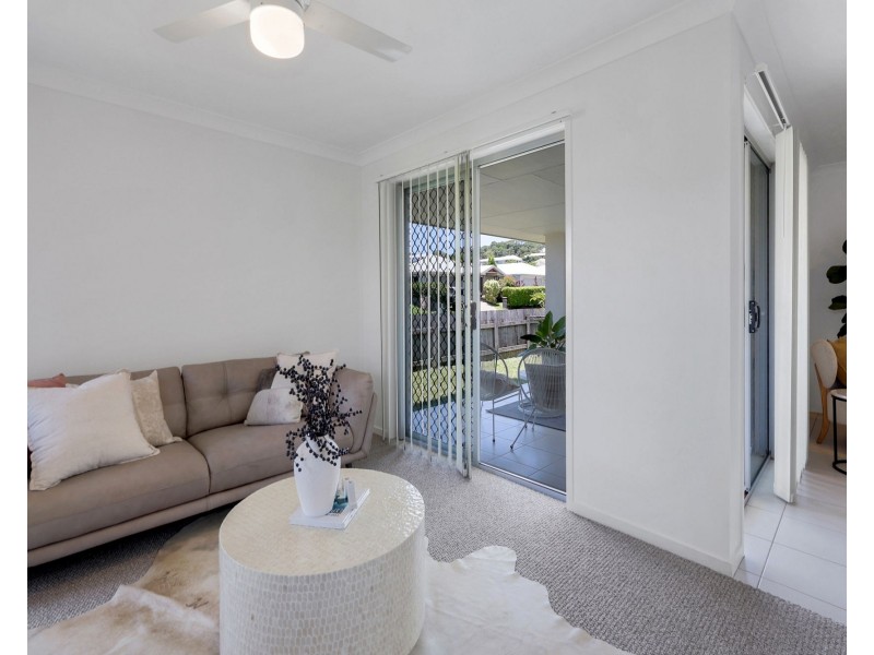 32 Montgomery Street, Rural View QLD 4740