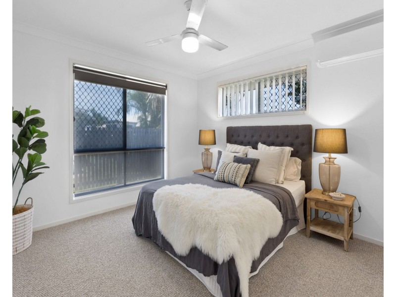 32 Montgomery Street, Rural View QLD 4740