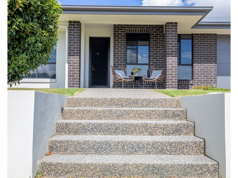 17 Janmac Place, Richmond QLD 4740