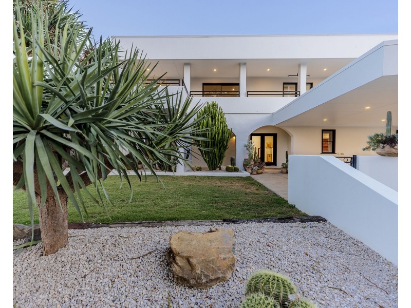 35 Plover Street, Slade Point QLD 4740