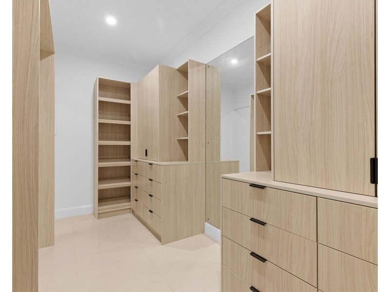 35 Plover Street, Slade Point QLD 4740